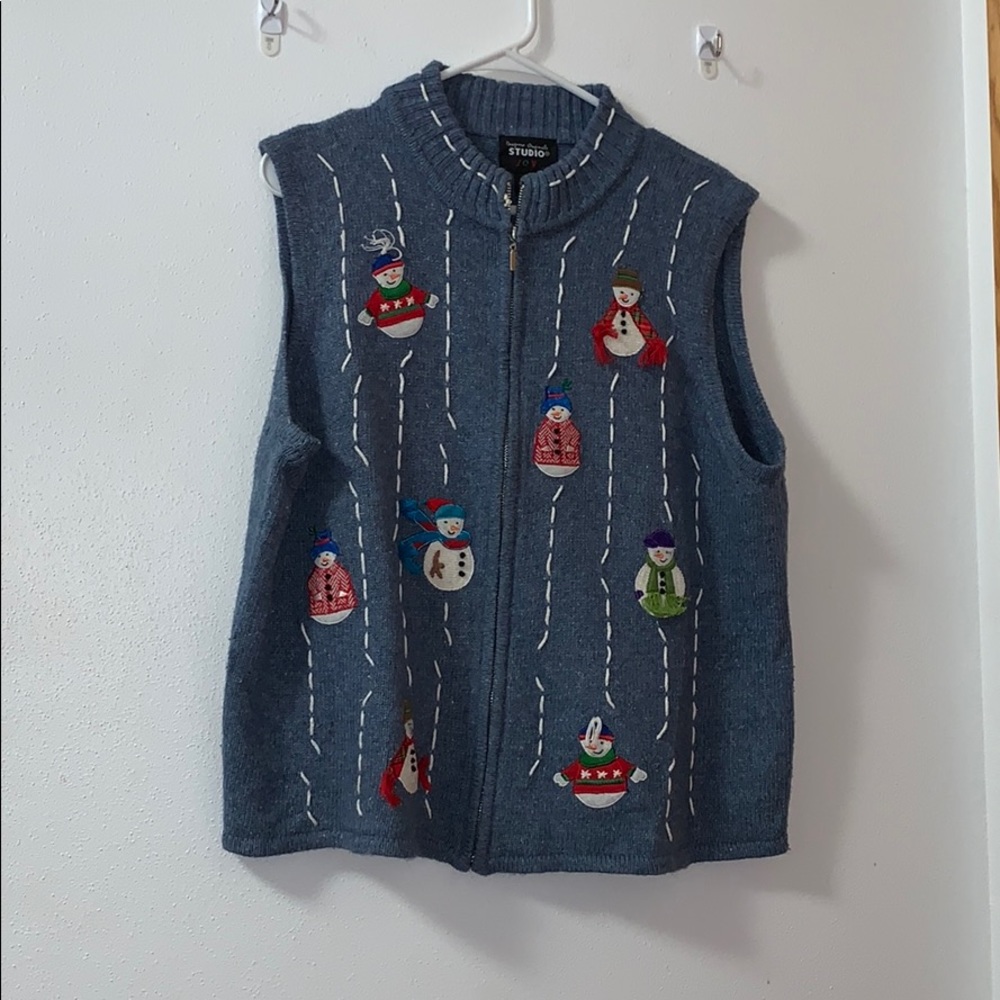 Studio Joy Christmas vest size XL